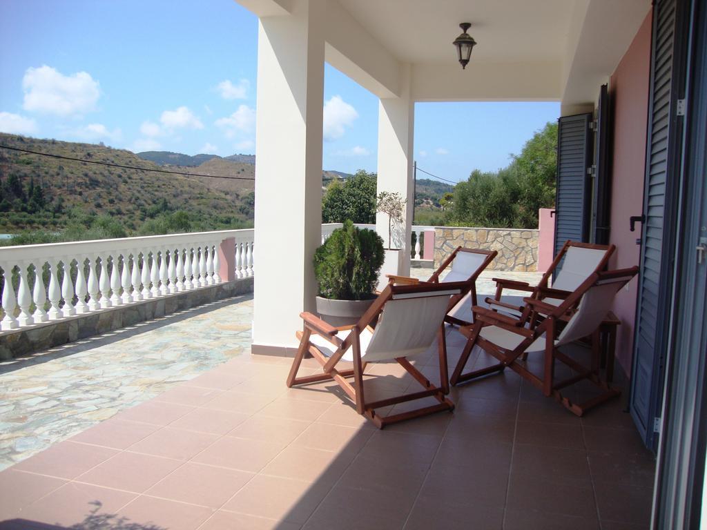 Villa Athinais Lixouri Room photo